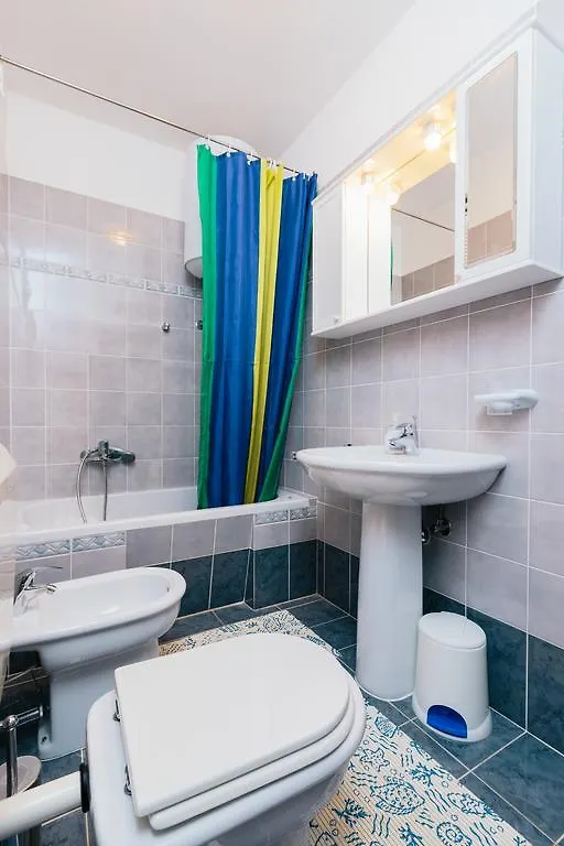 Andela Apartment Pula