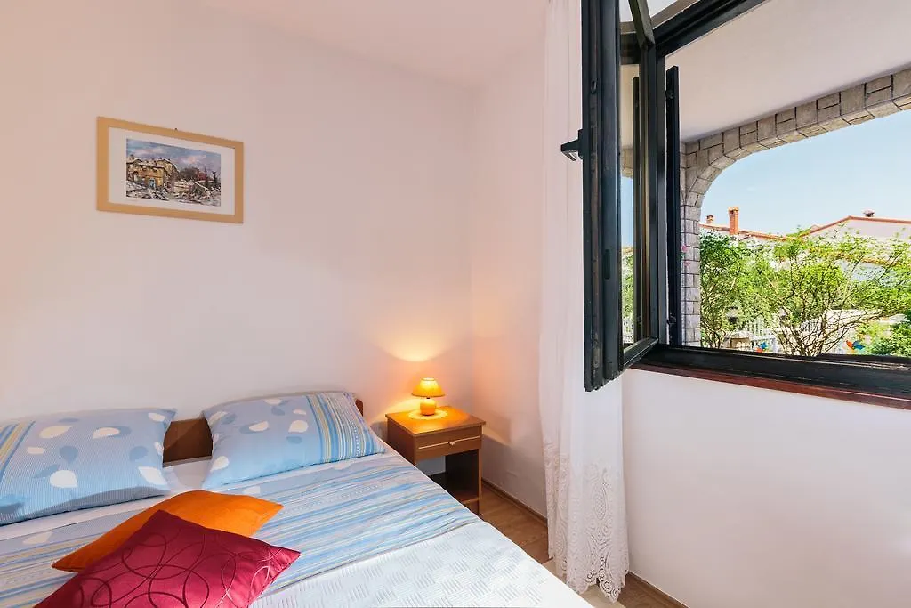 Andela Apartment Pula